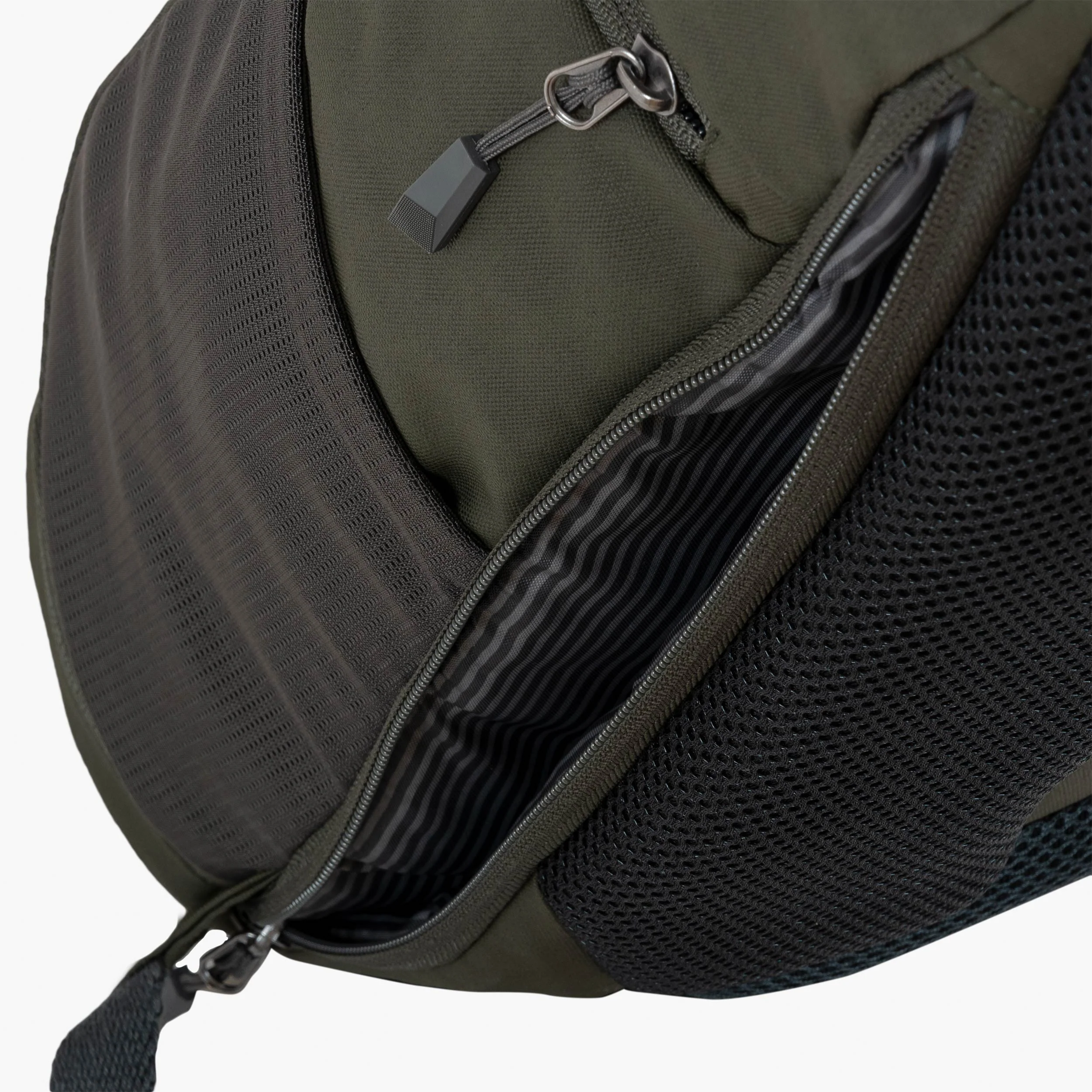 Bahn Urban Laptop Backpack, 22L - Image 7